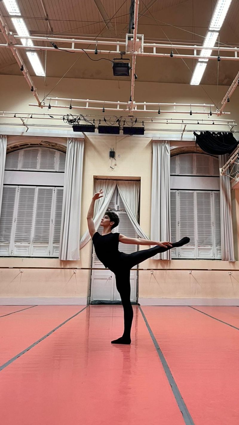 Duarte Barros — Classical dancer