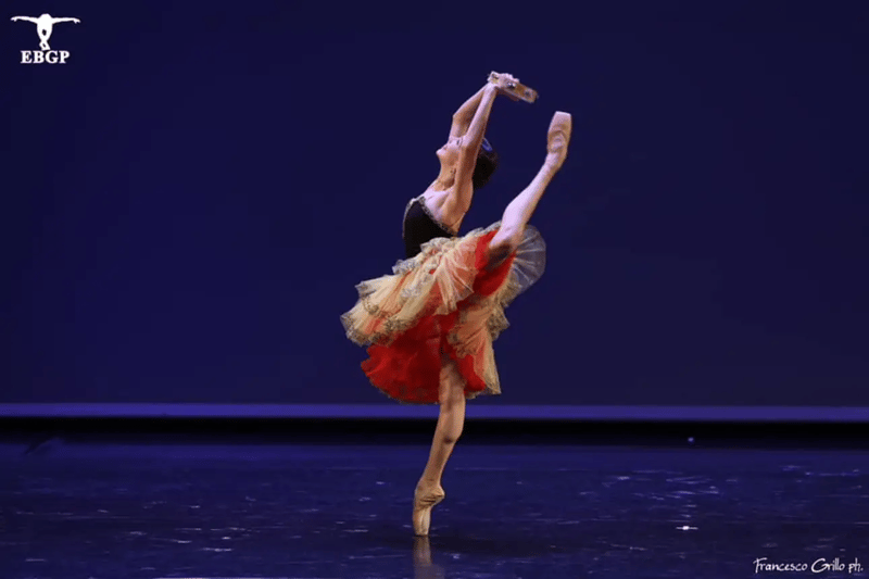 Elisa Murg — Classical dancer