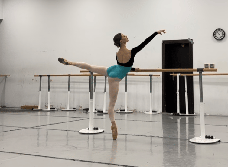 Giorgia Foglini — dancer