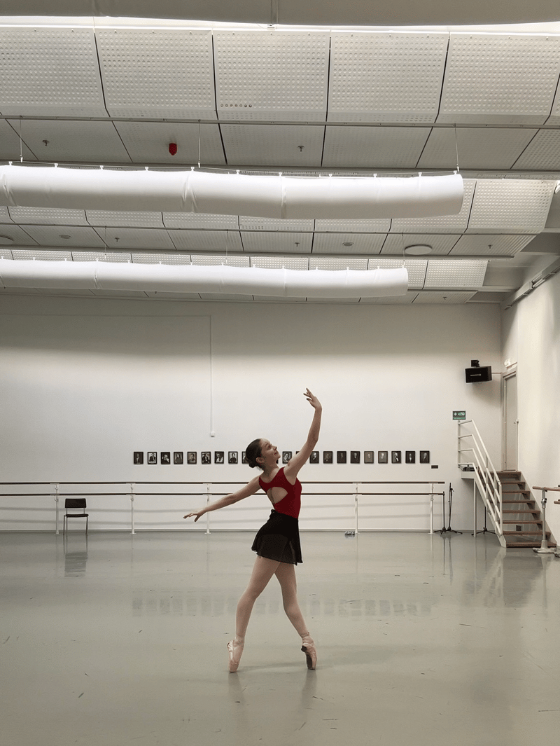 Anna Marta Zilgalve — Classical dancer