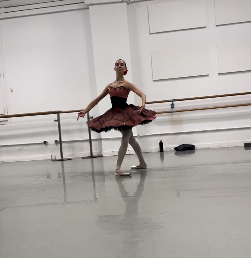 Albane Vialle — Classical dancer, Spain