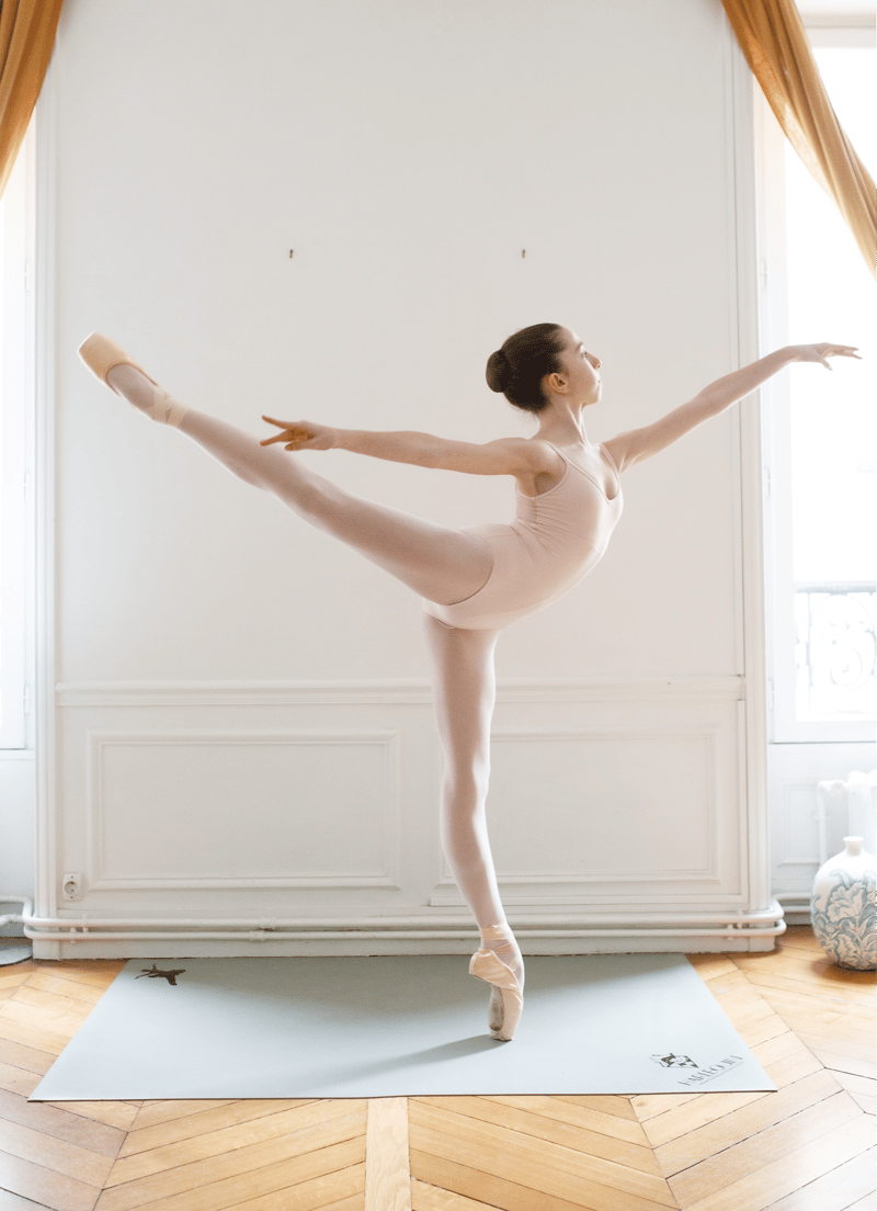Andrea Ripoche — Neoclassical dancer, France