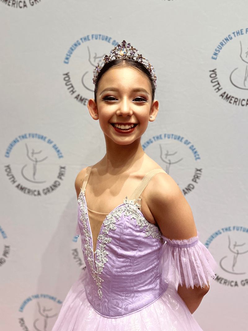 Victoria Carrillo — Classical dancer