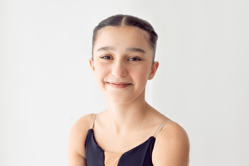 Maren Gossai — Classical dancer