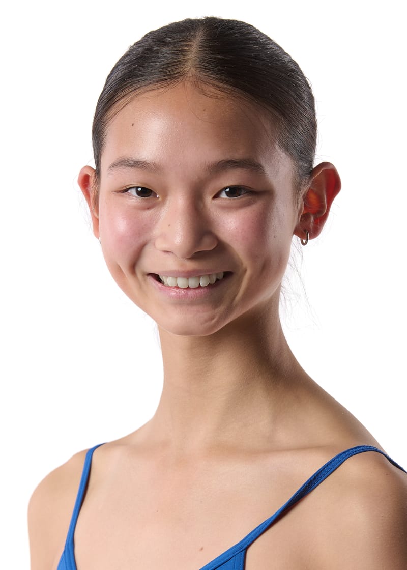 Elena Wang — Classical dancer