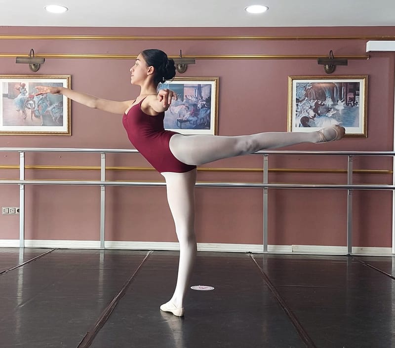 Işıl Şimşek — Classical dancer, Türkiye