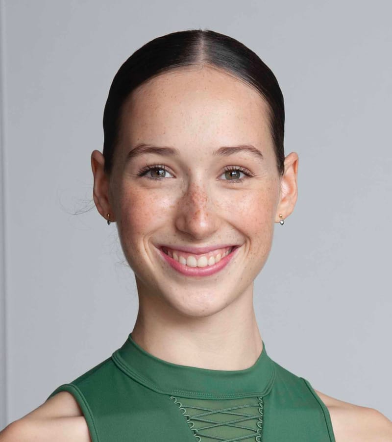Claire Patoux — Classical dancer