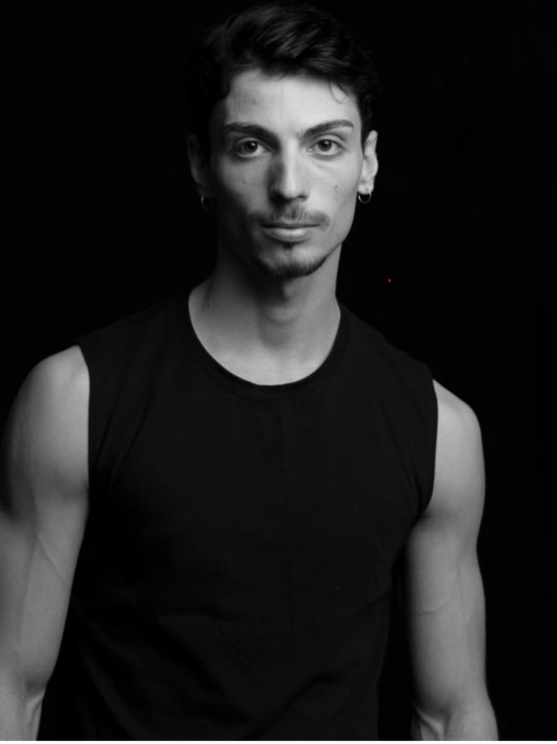 Edoardo Pavoni — Classical dancer