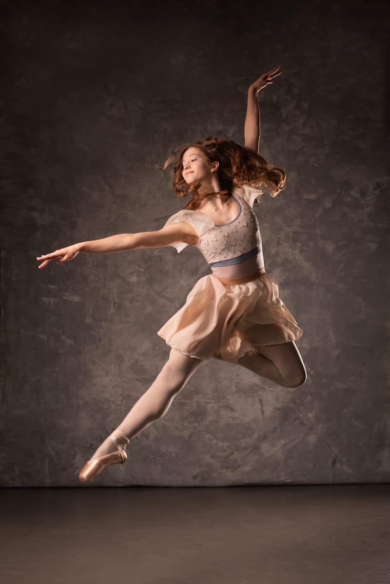 Juliana Viguerie — Classical dancer, Argentina