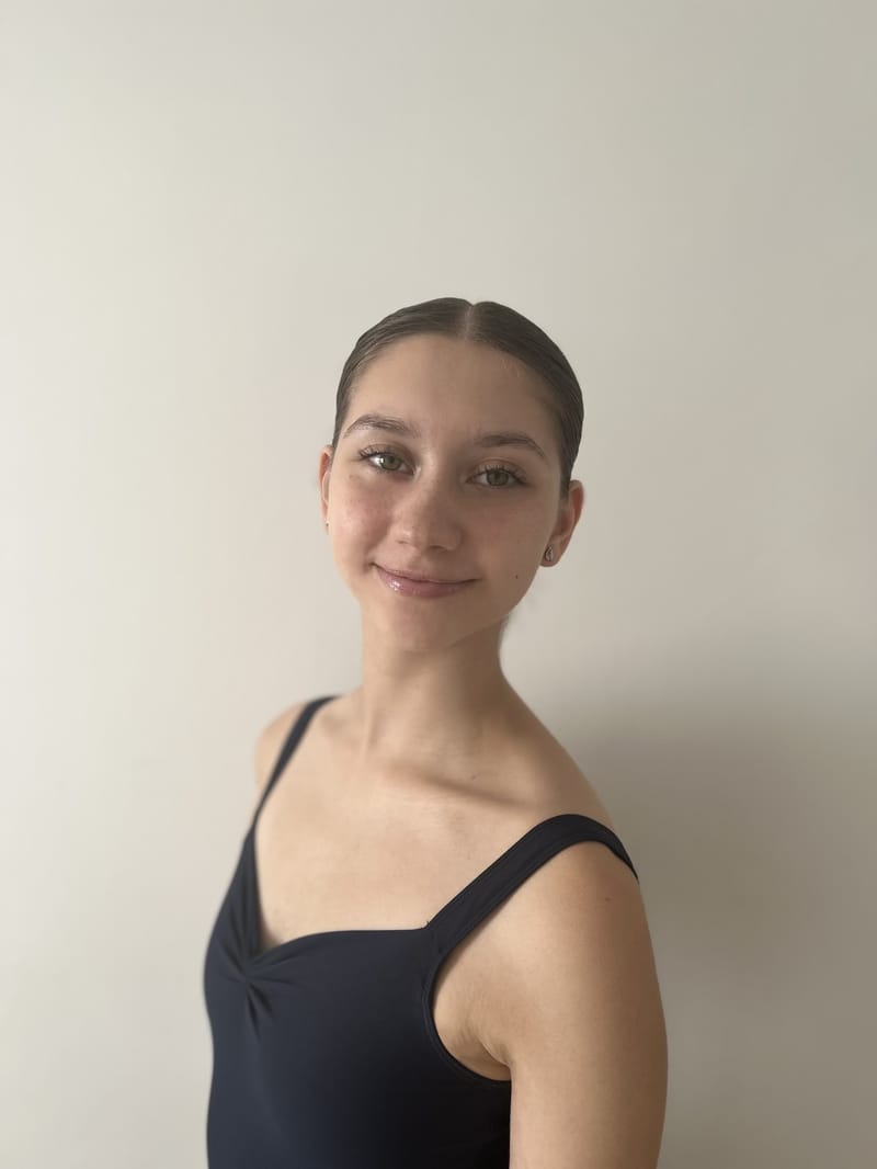 Pola Szanfisz — Classical dancer, Poland