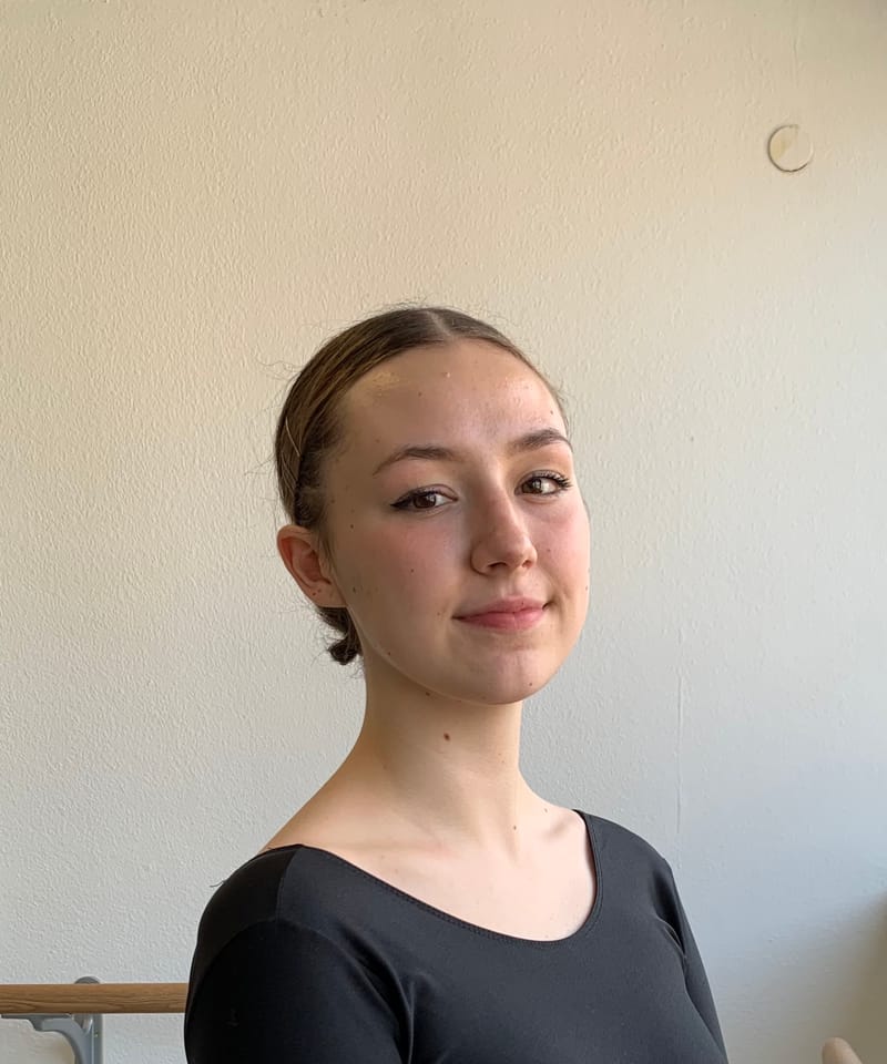 Zoë Heipel — Classical dancer, Germany