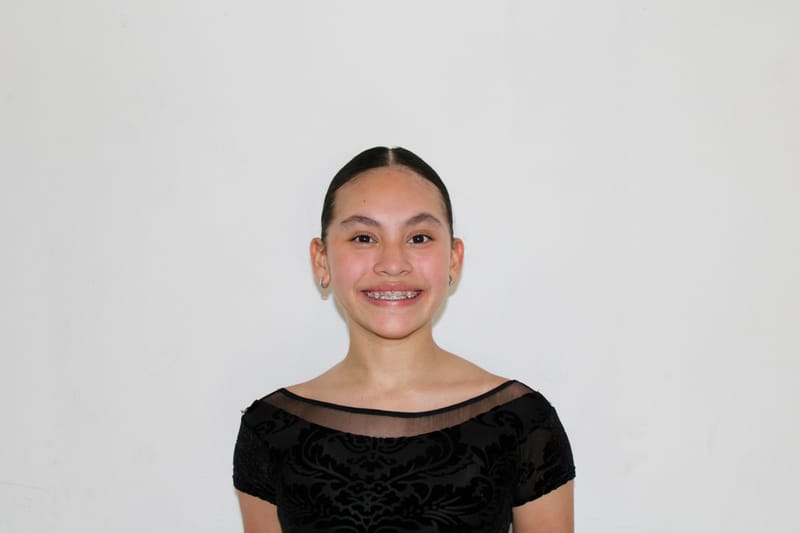 Luz Adriana Contreras Montes — Classical dancer, Mexico