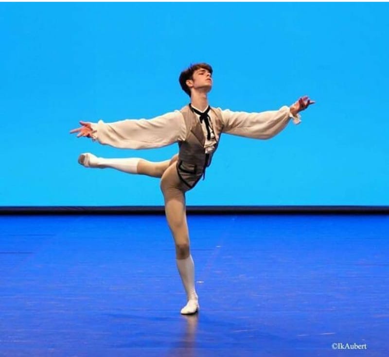 Quentin Lelong — Classical dancer