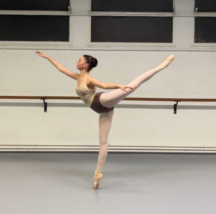 Salomé BECKER — Classical dancer, France