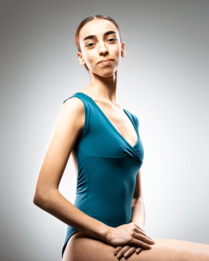 Carolina Costa Cruz — dancer