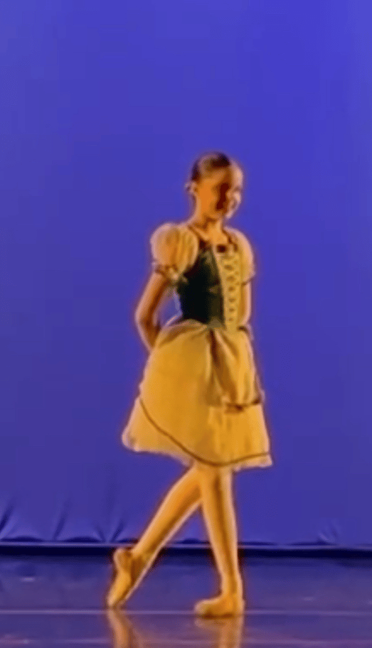 Carol Nichele — Classical dancer