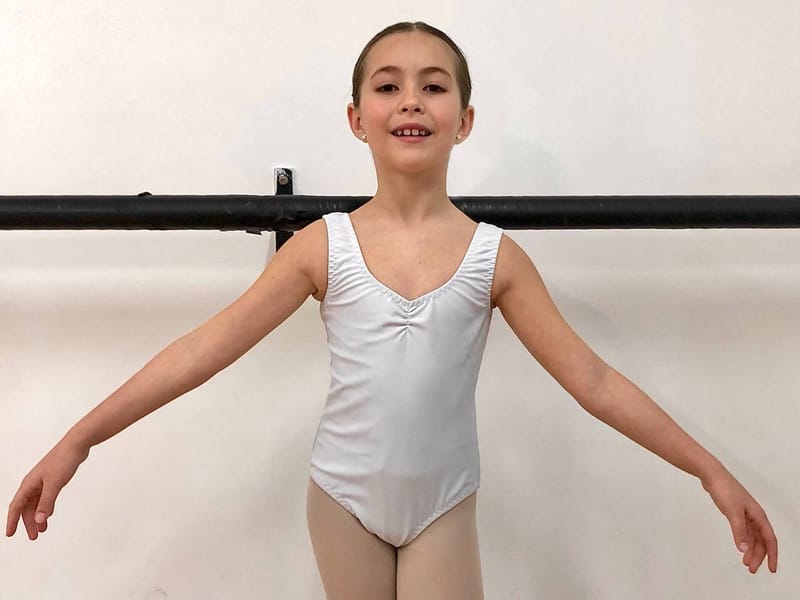 Amelie Luka Suarez — Classical dancer, Argentina
