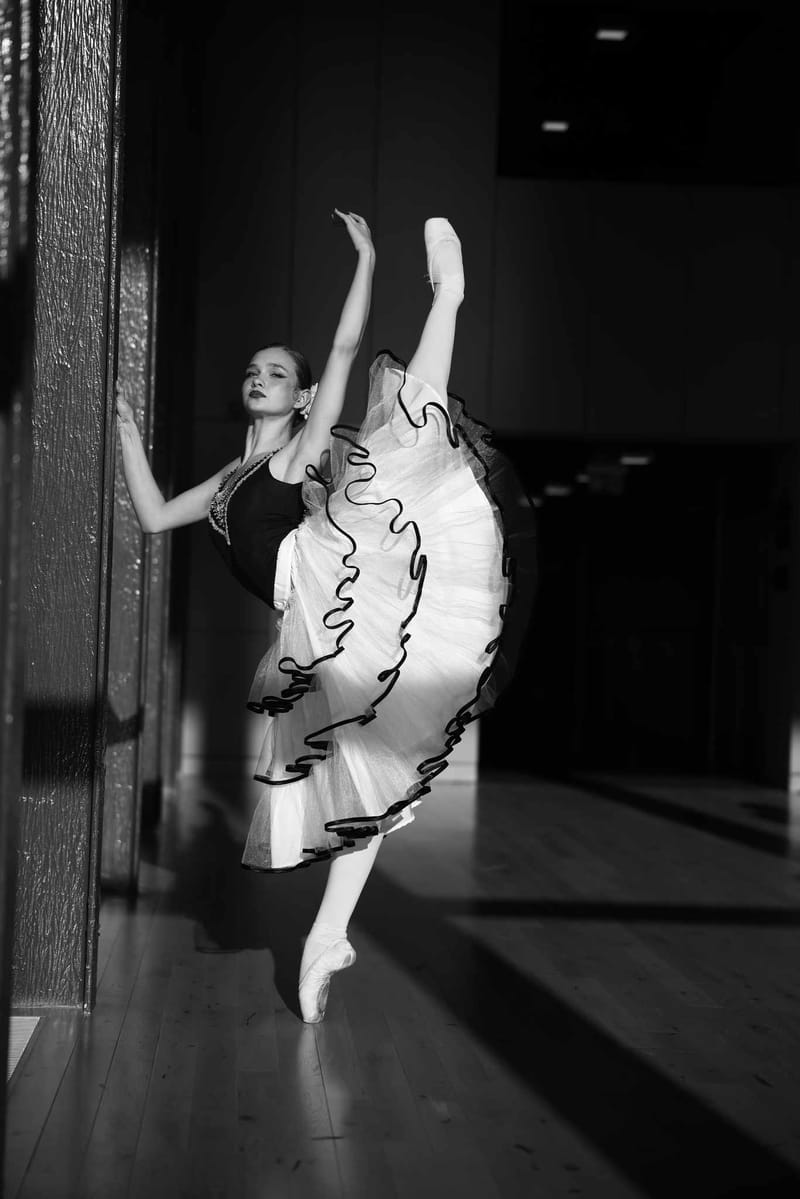 Vanda Veta Varkonyi — Classical dancer, Hungary