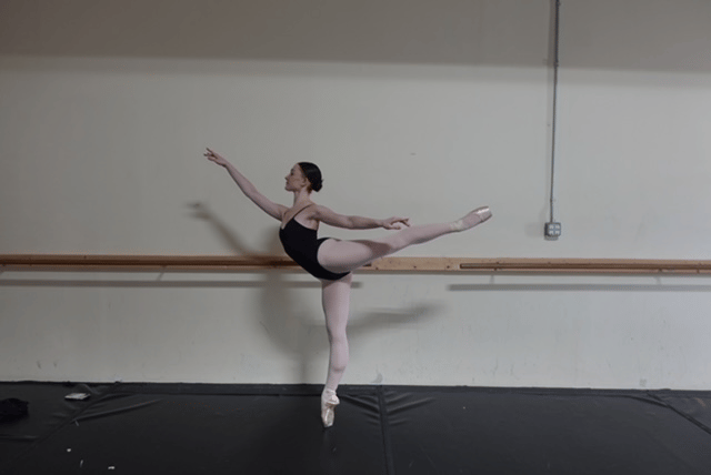 Isabella Klemowits — Classical dancer