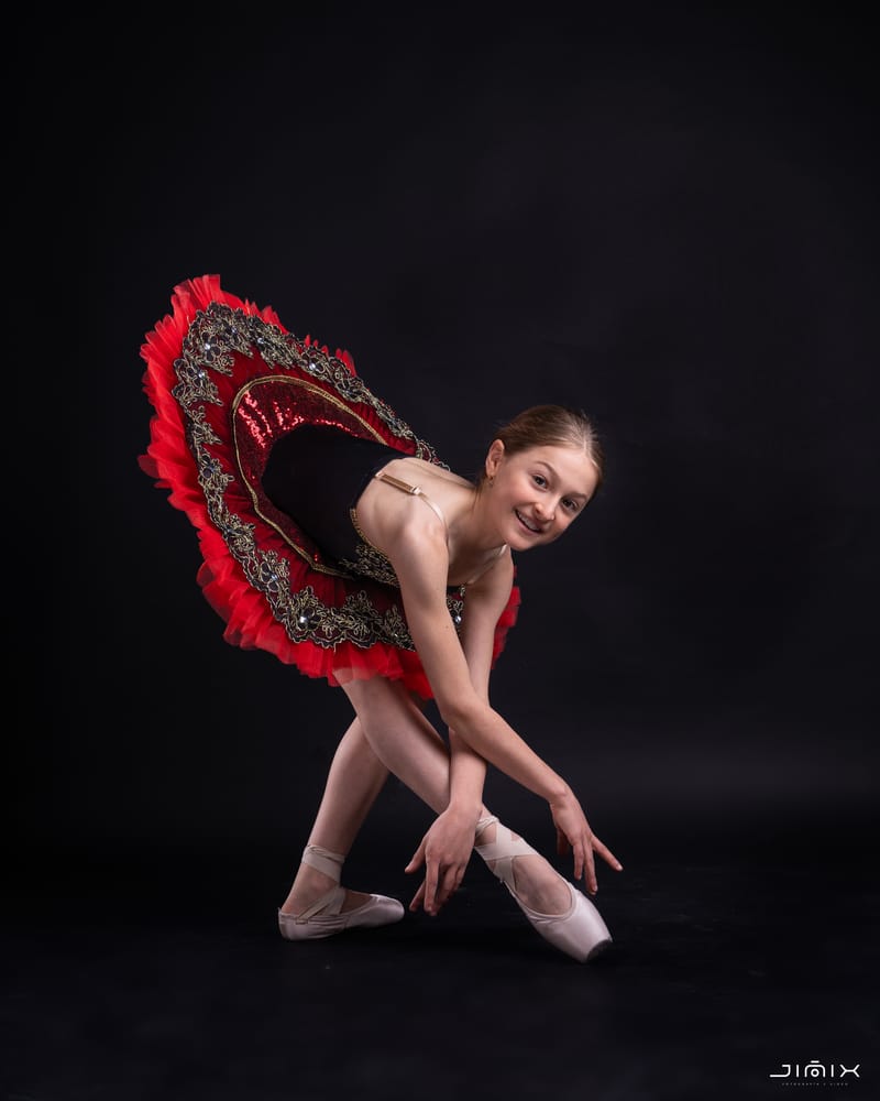 Melinda Cruz — Classical dancer, France