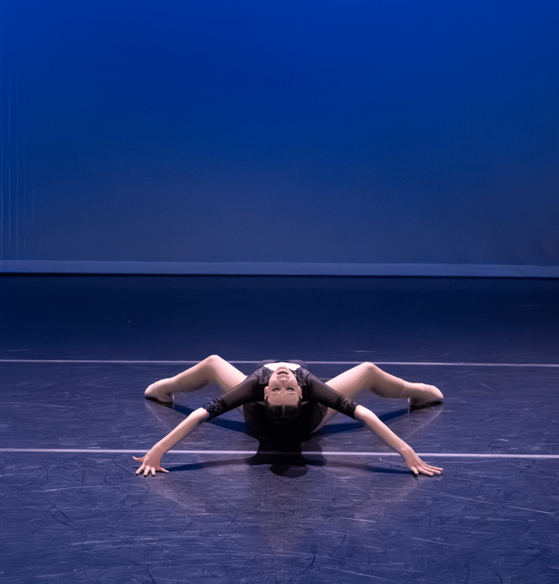 Holly Sellers — Classical dancer