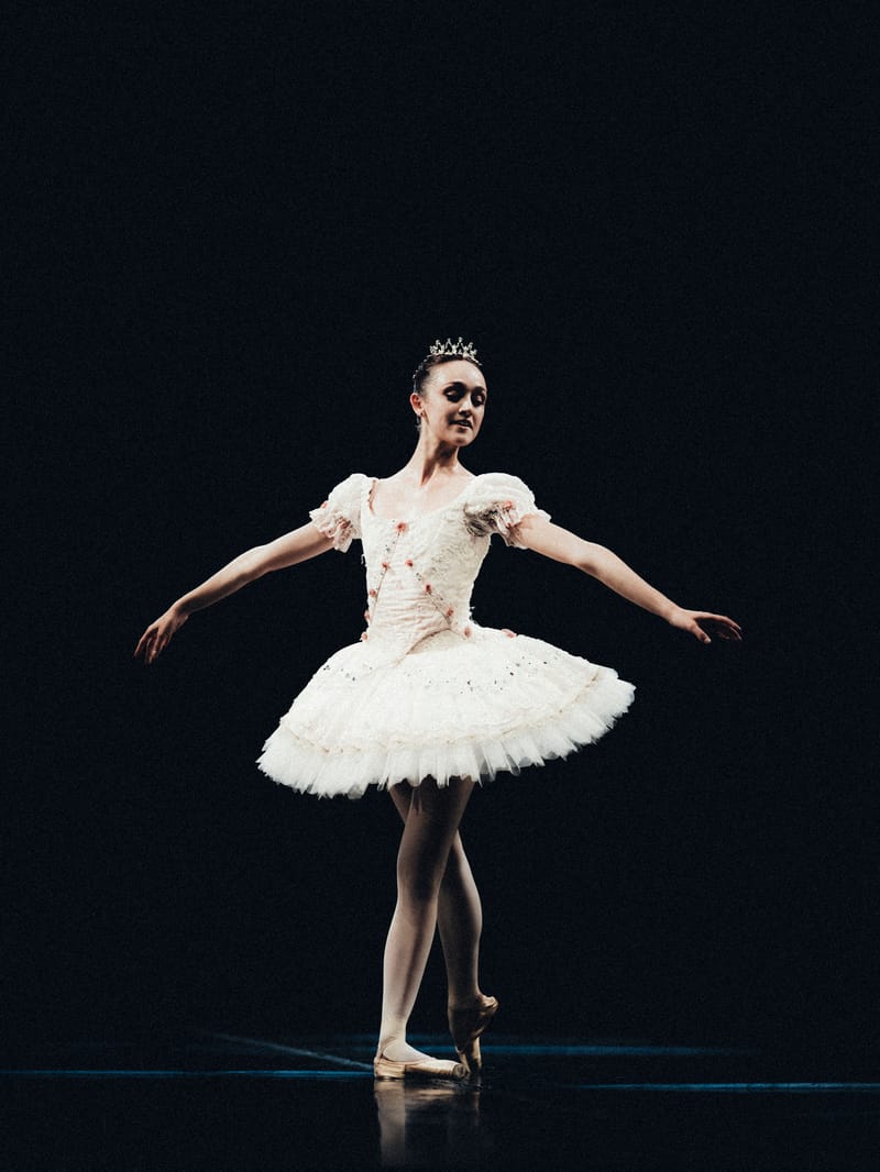 Ilona Quenot — Classical dancer, France
