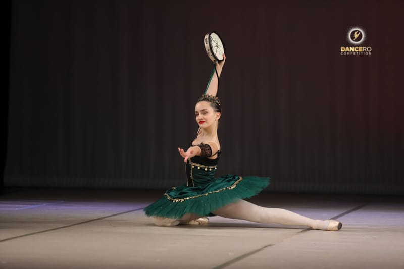 Isabella Francesca Taman Ciorfito — Classical dancer, Romania