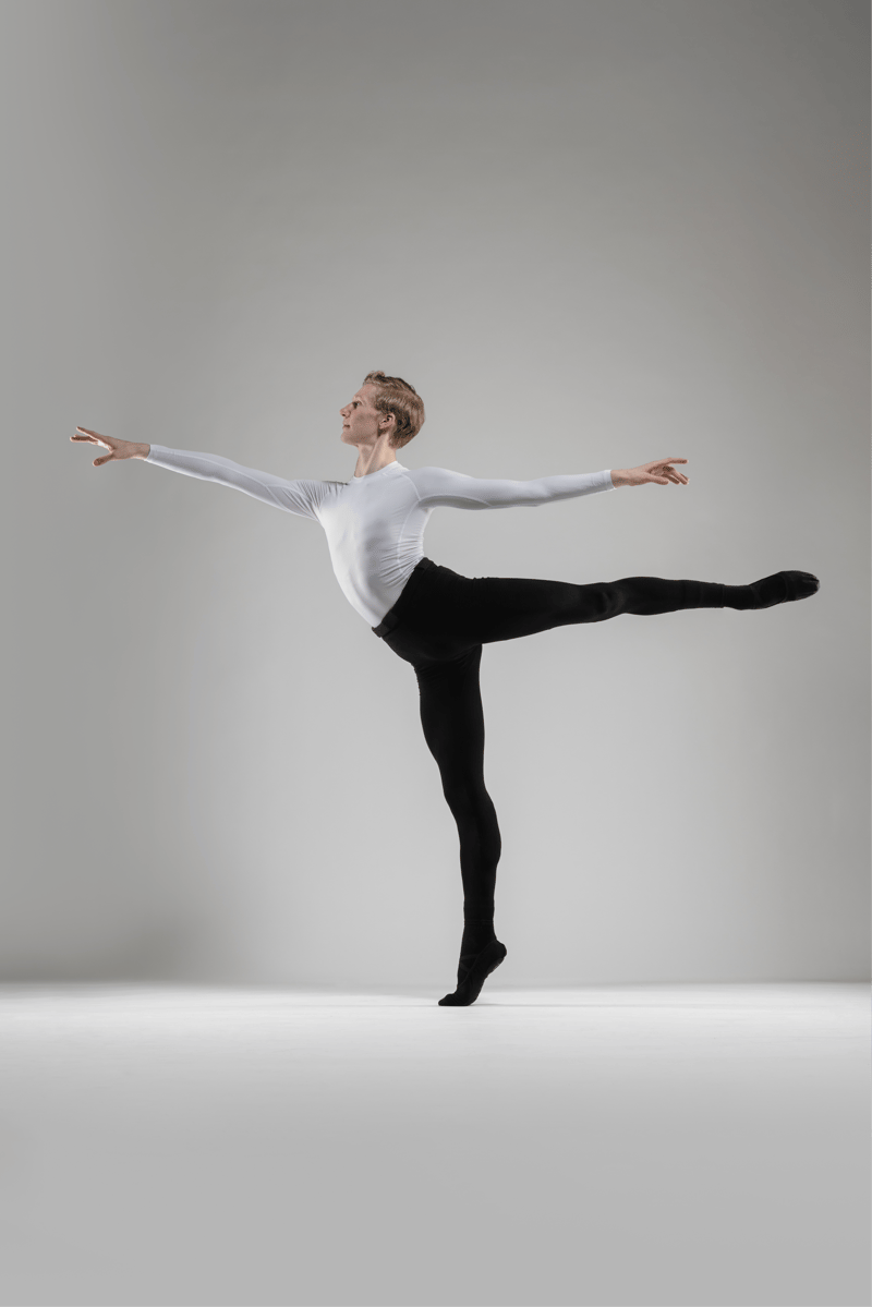 Joshua Linkhorn — Classical dancer