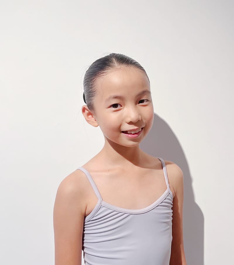 Wenanlan Shi — Classical dancer, Hong Kong SAR China