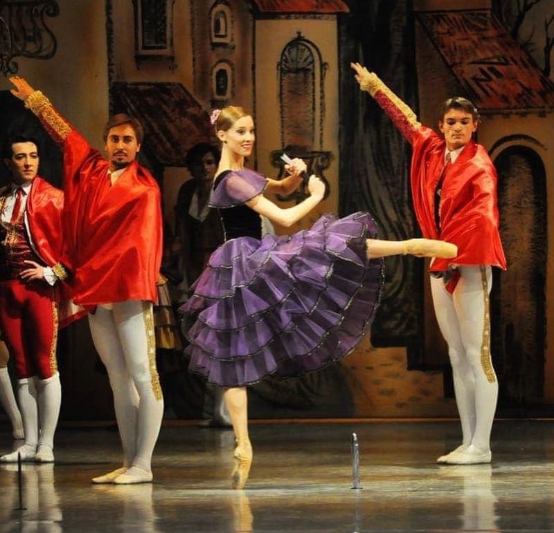 Philippine de Sevin — Contemporary dancer, Milan, Italy