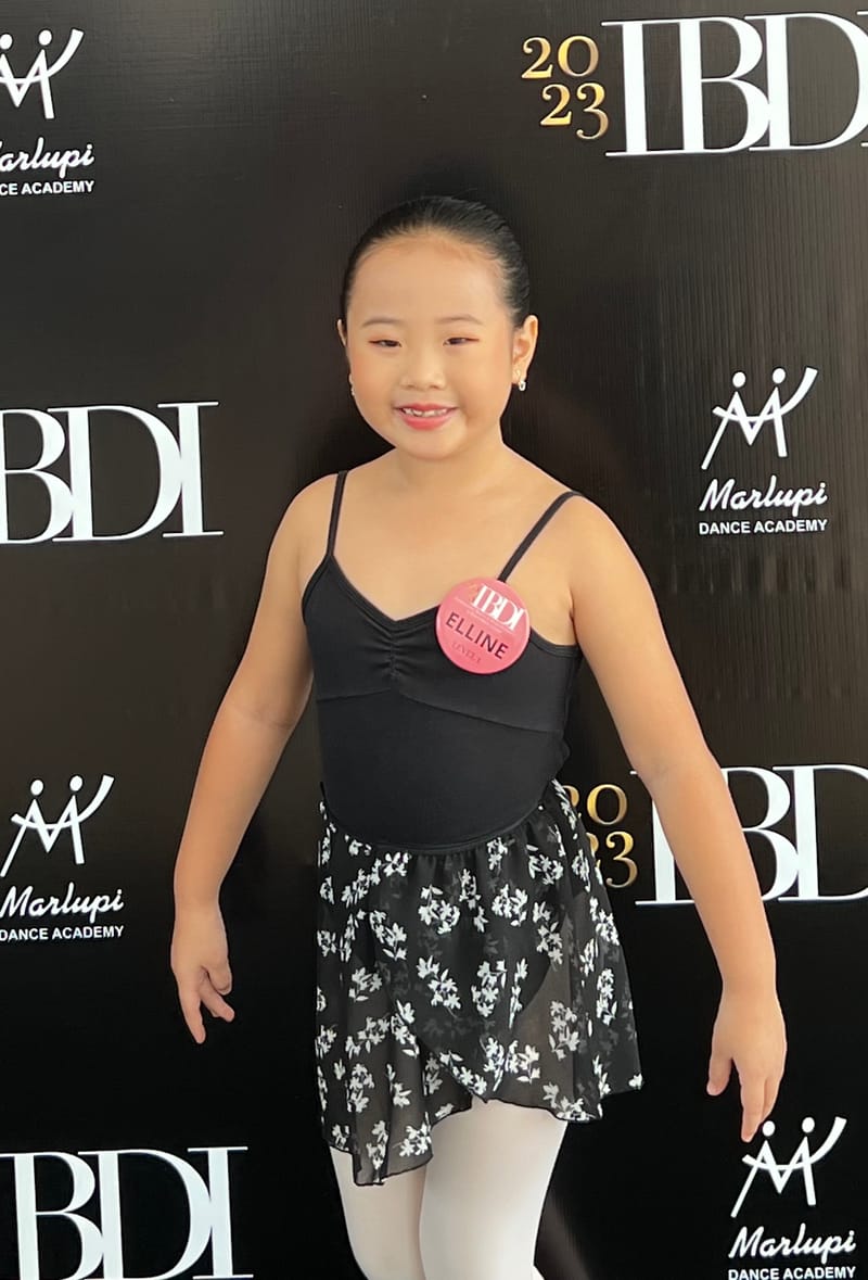Elline Gozali — Classical dancer, Indonesia
