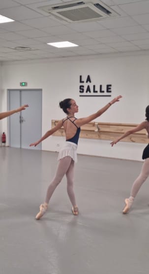 Toinon Abra — Classical dancer, France