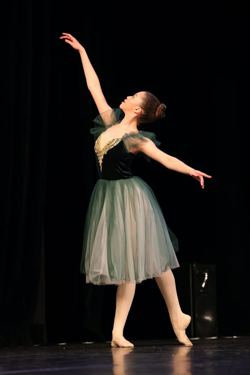 Romane Mongis — Classical dancer, France