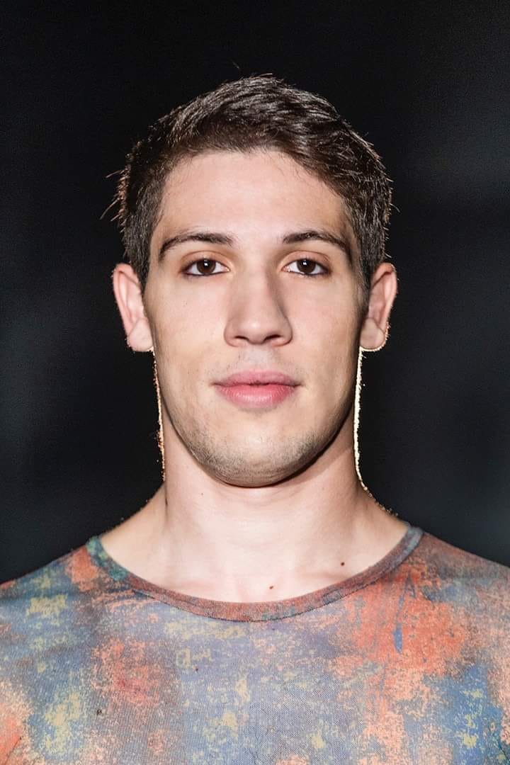 Marco Arzenton — Contemporary dancer