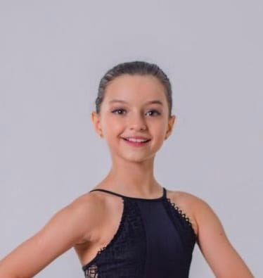 Laura Souza — Classical dancer, Brazil