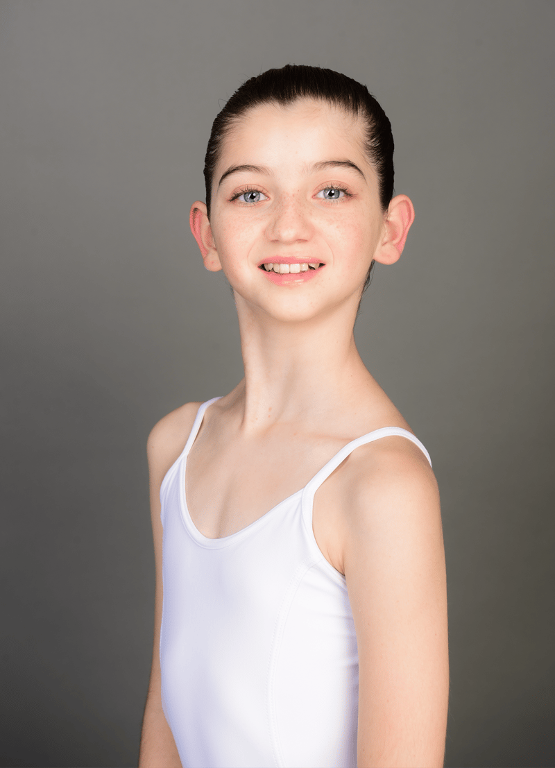 Elena Maria Hernandez Cheb — Classical dancer, Germany