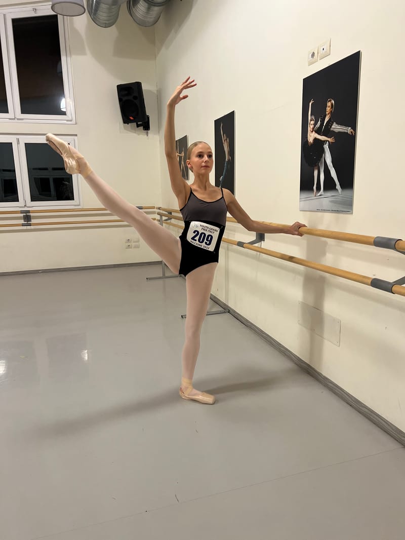 Juliette Larsson — Classical dancer, Sweden