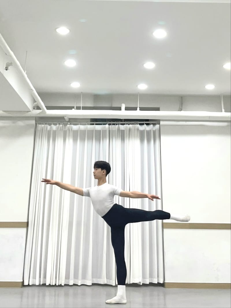 YE CHAN LEE — dancer, South Korea
