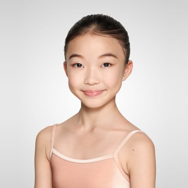 Ling Ren — Classical dancer, China