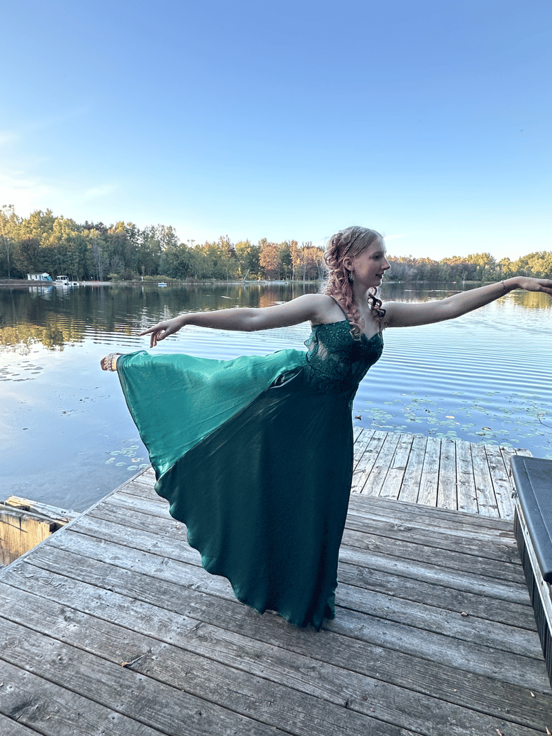 Melanie Sparks — Classical dancer, Davison, United States
